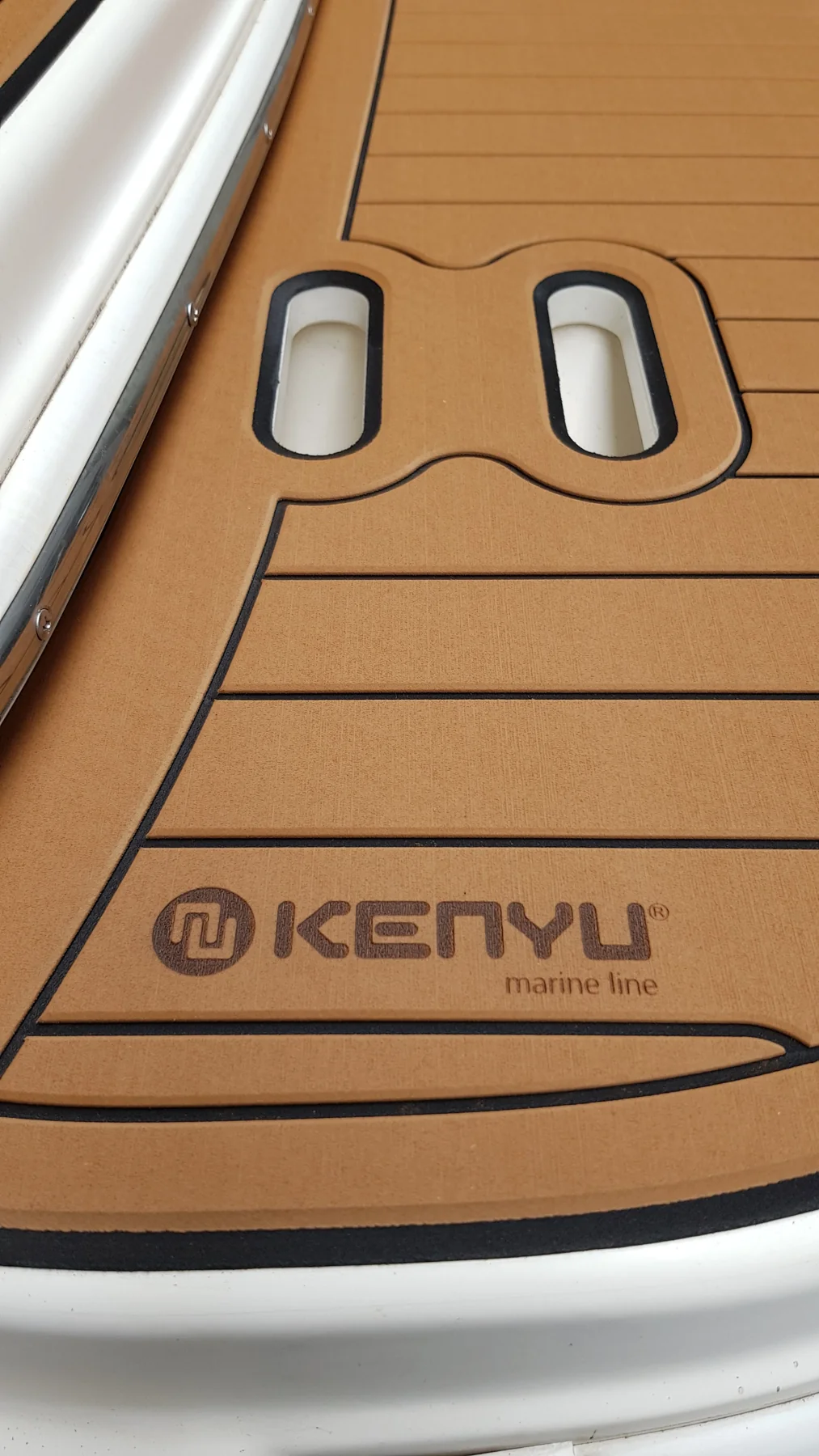 Glastron 205 GT mit KENYU Core Boden: Detail: Fugenbild Classic